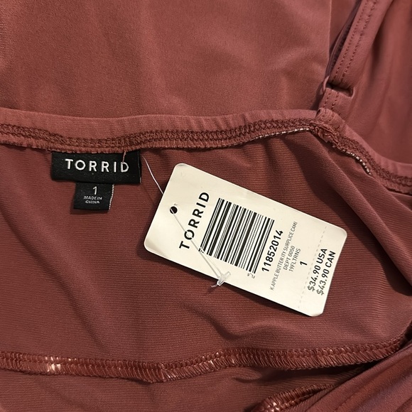 NWT Torrid Dressy Tank - Picture 3 of 4